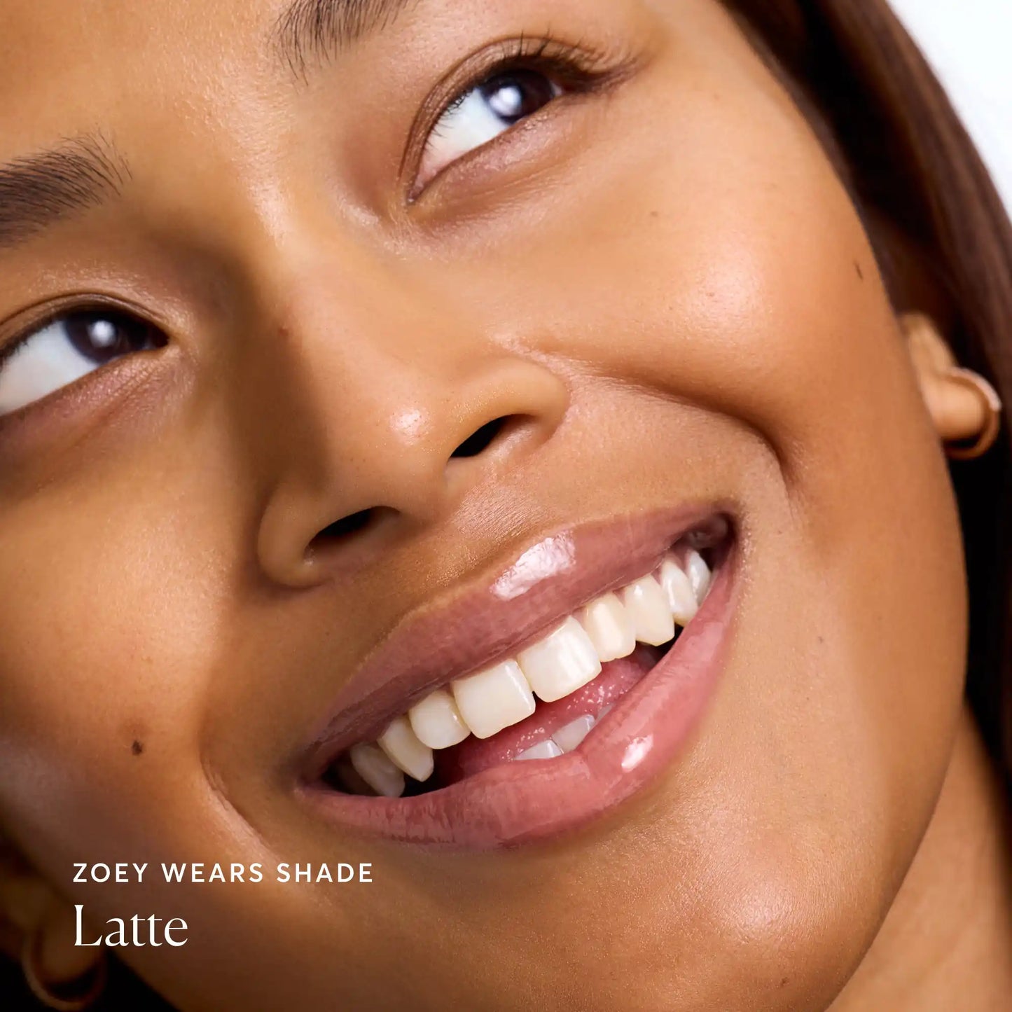 phyto-glow-lip-balm-latte-o3 NATR-60110-Alt-Images-Phyto-Glow-Lip-Balm-Latte-04.webp