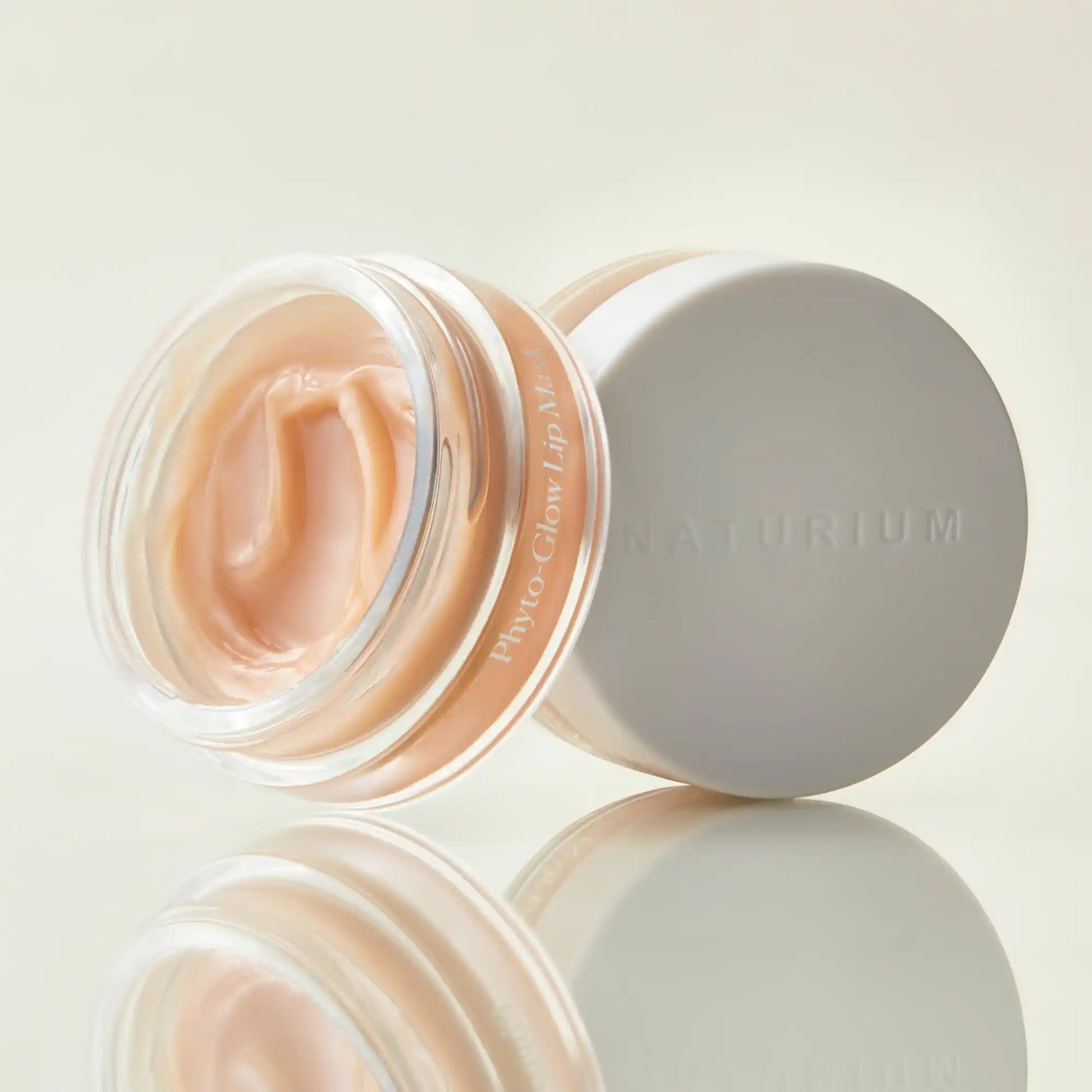 phyto-glow-lip-mask-x2 phyto-lipmask_0607-crop.webp